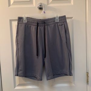 🚨Price Drop🚨Hollister Fleece shorts. Sweat shorts. Medium. Grey black